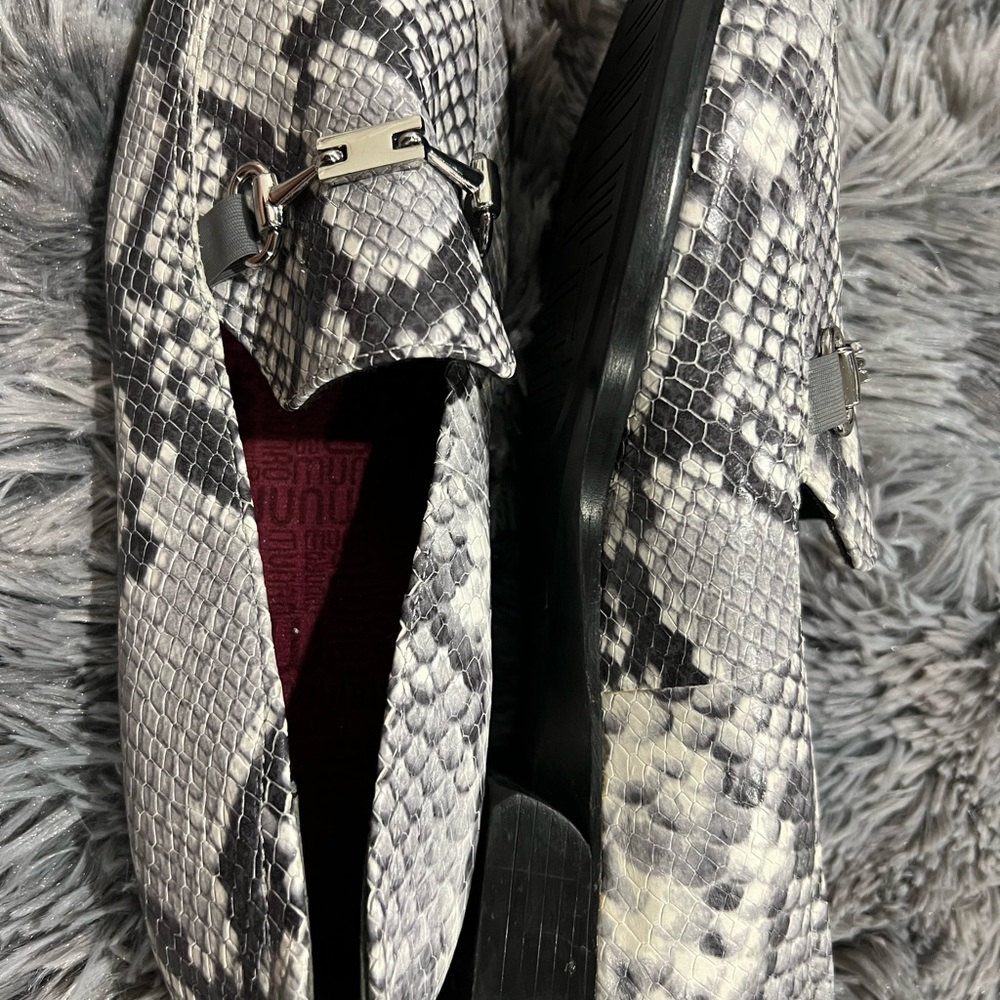Snake Print loafer Super Cute - Picture 4 of 8